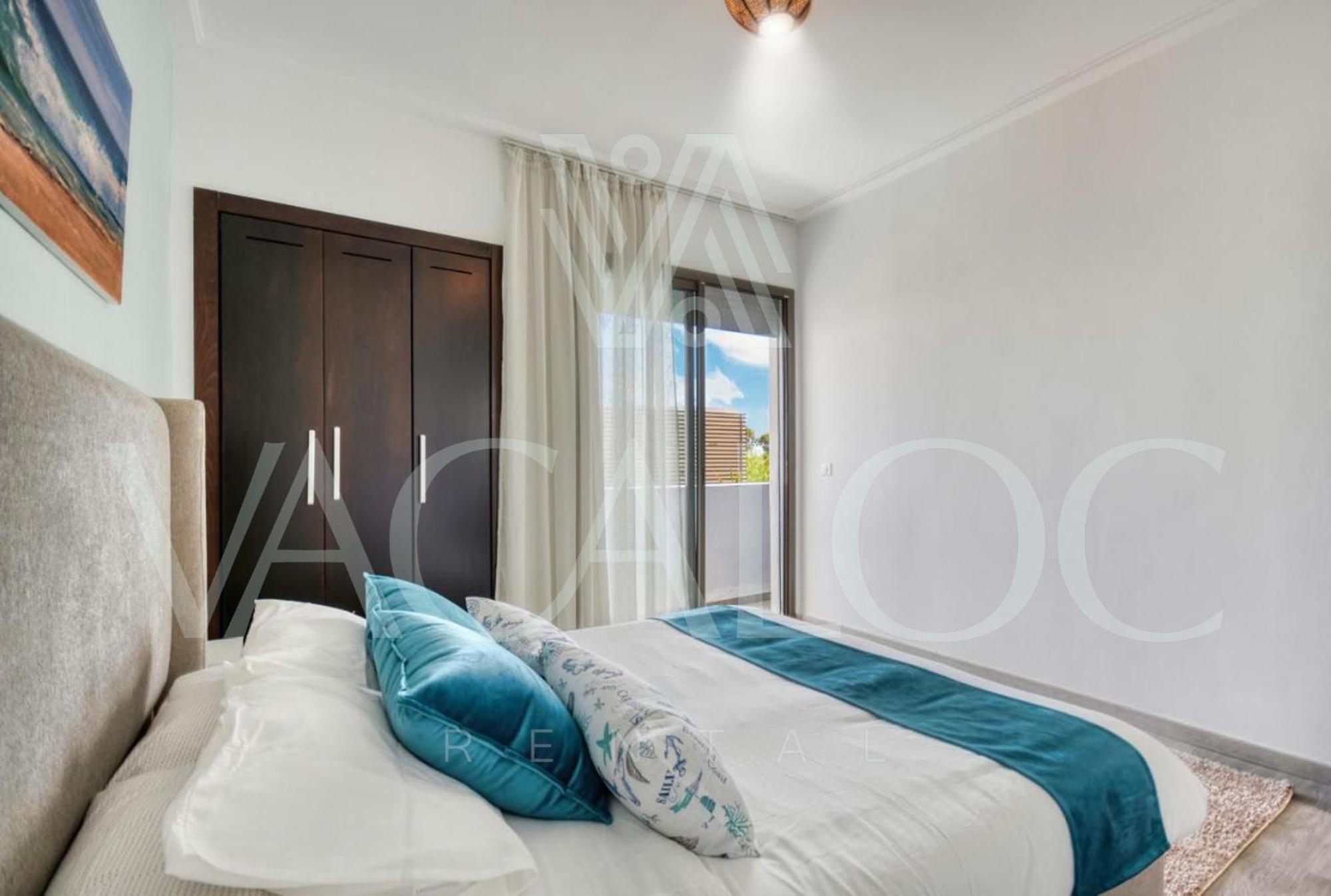 Theme - - Luxury - 10 Px *