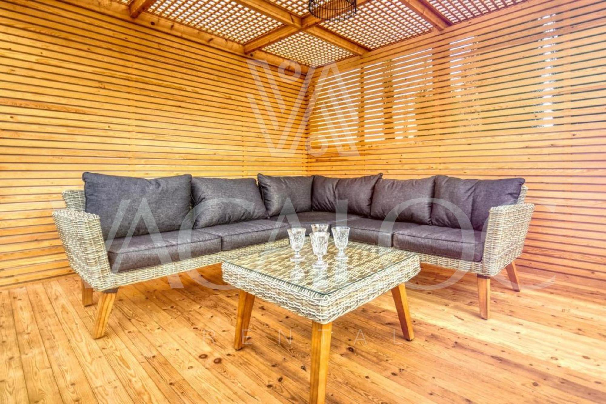 Villa Theme - - Luxury - 10 Px